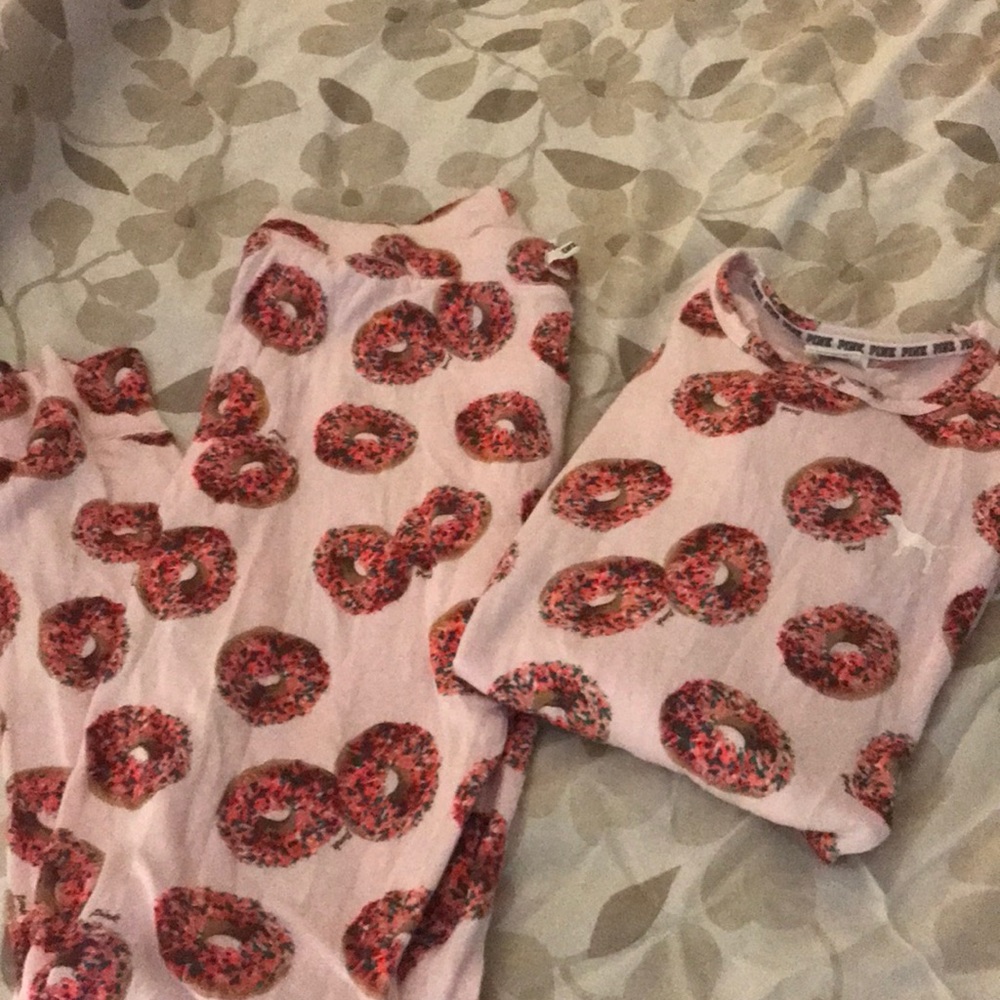 Vs pajamas